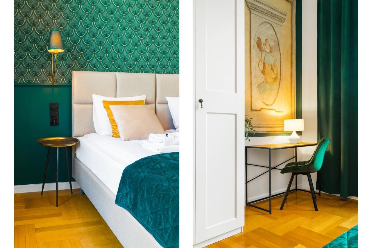 Glamorous Apartment In Heart Of Old Town Краков Экстерьер фото